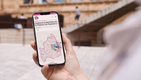 VisitMons_Illustration_phone VisitMons site internet